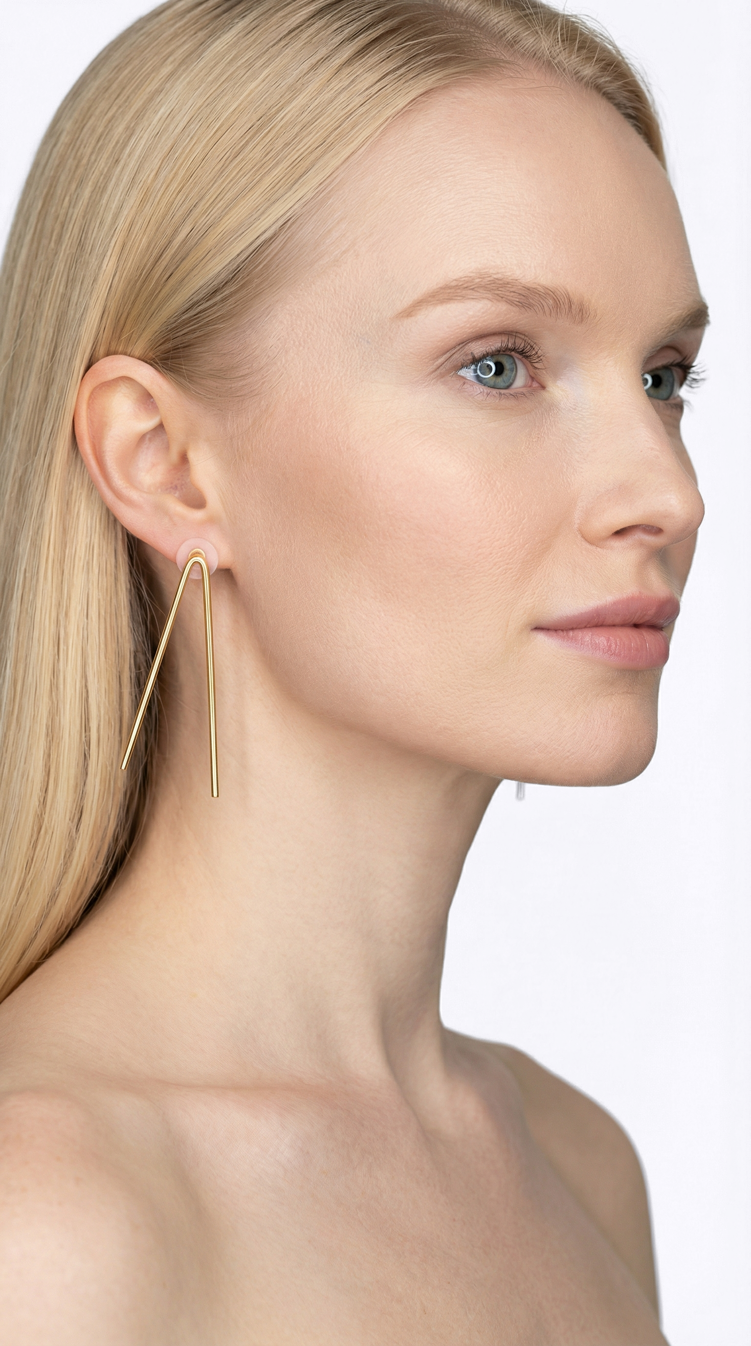 Esi Earrings