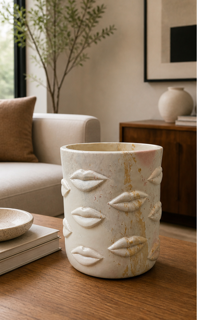 Masauti Vase