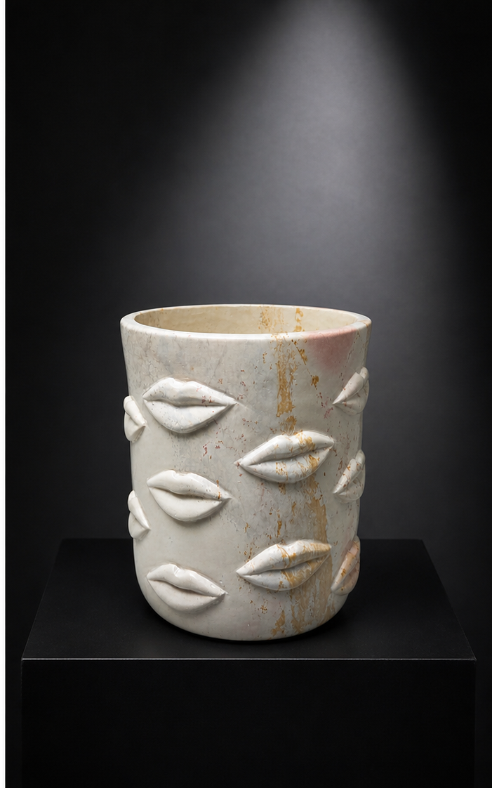 Masauti Vase