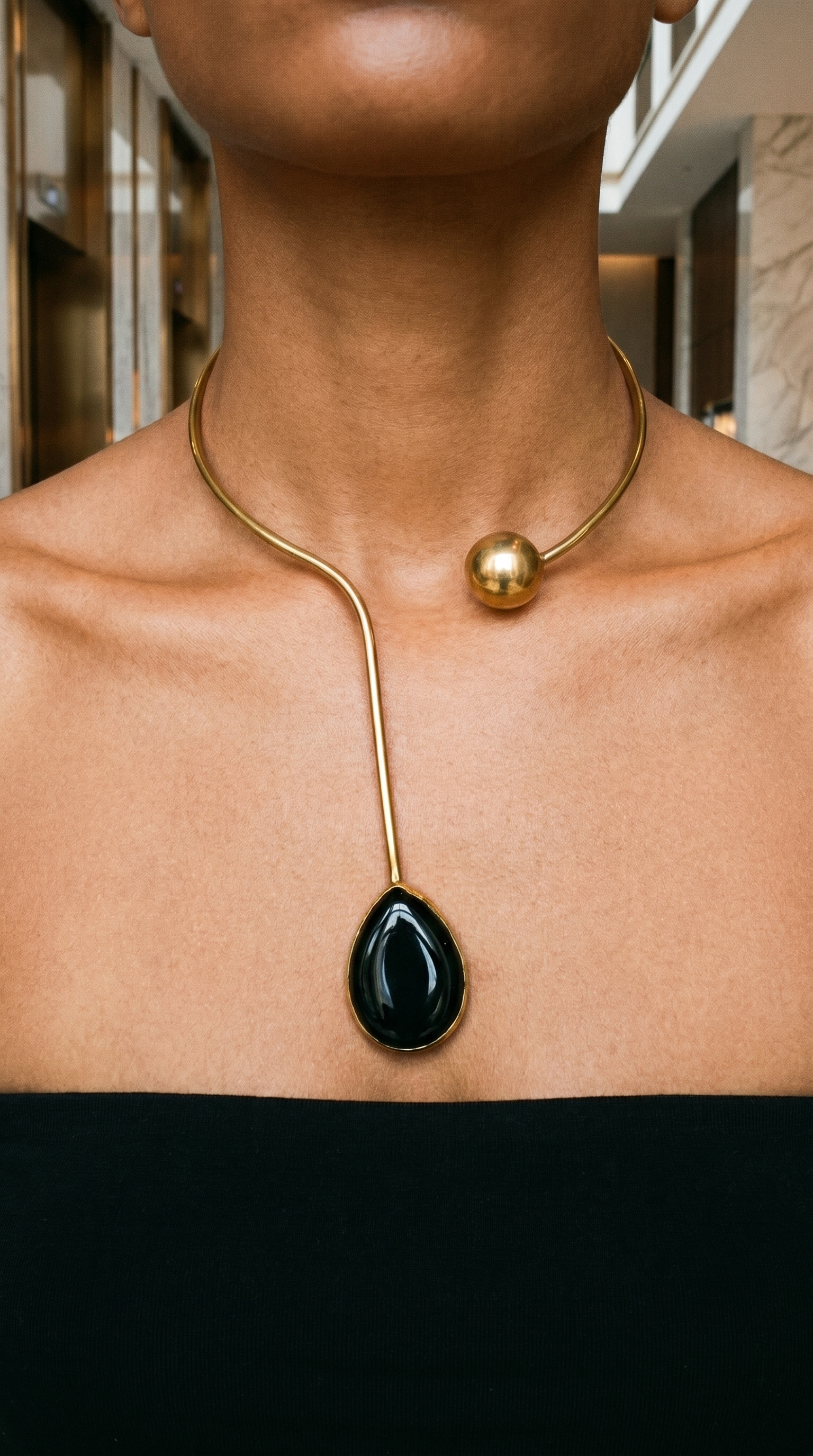 Nyaloka Choker