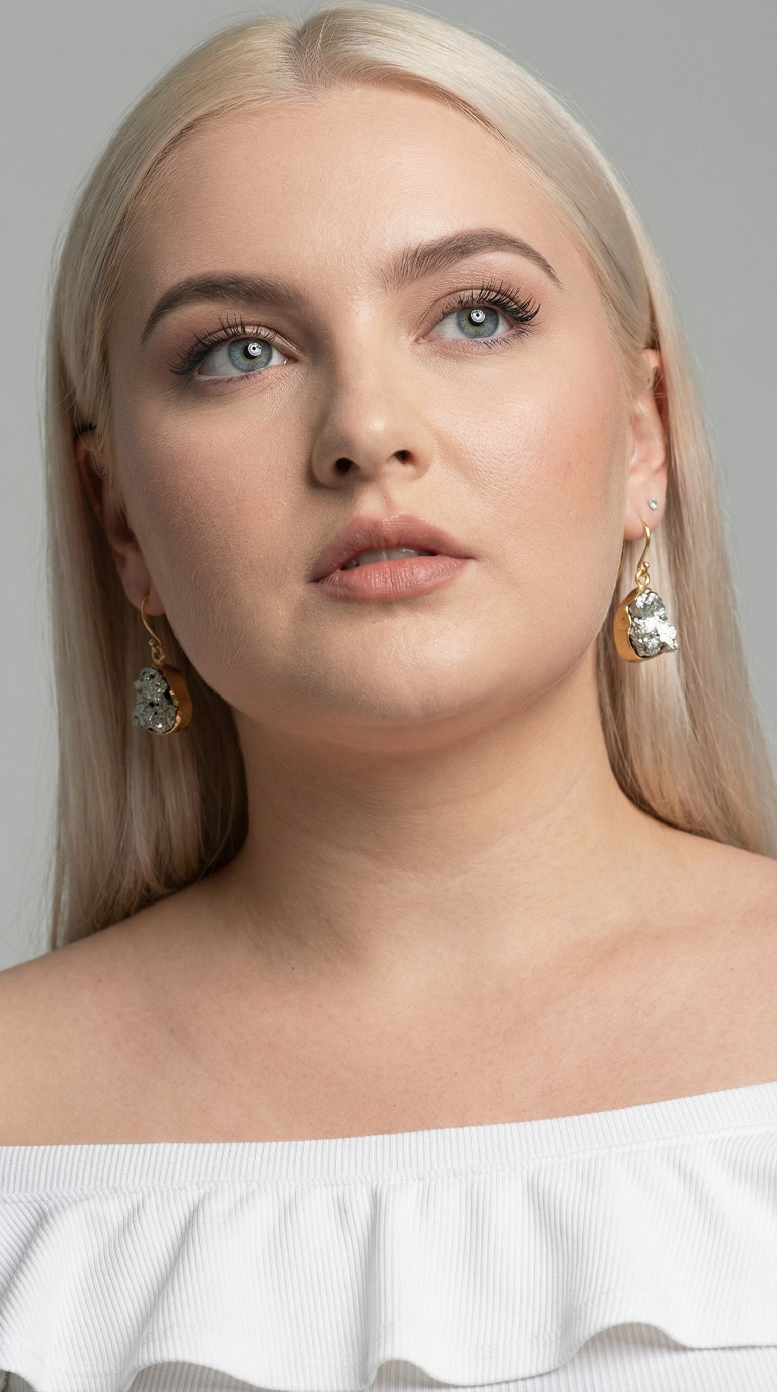 Tia Earrings